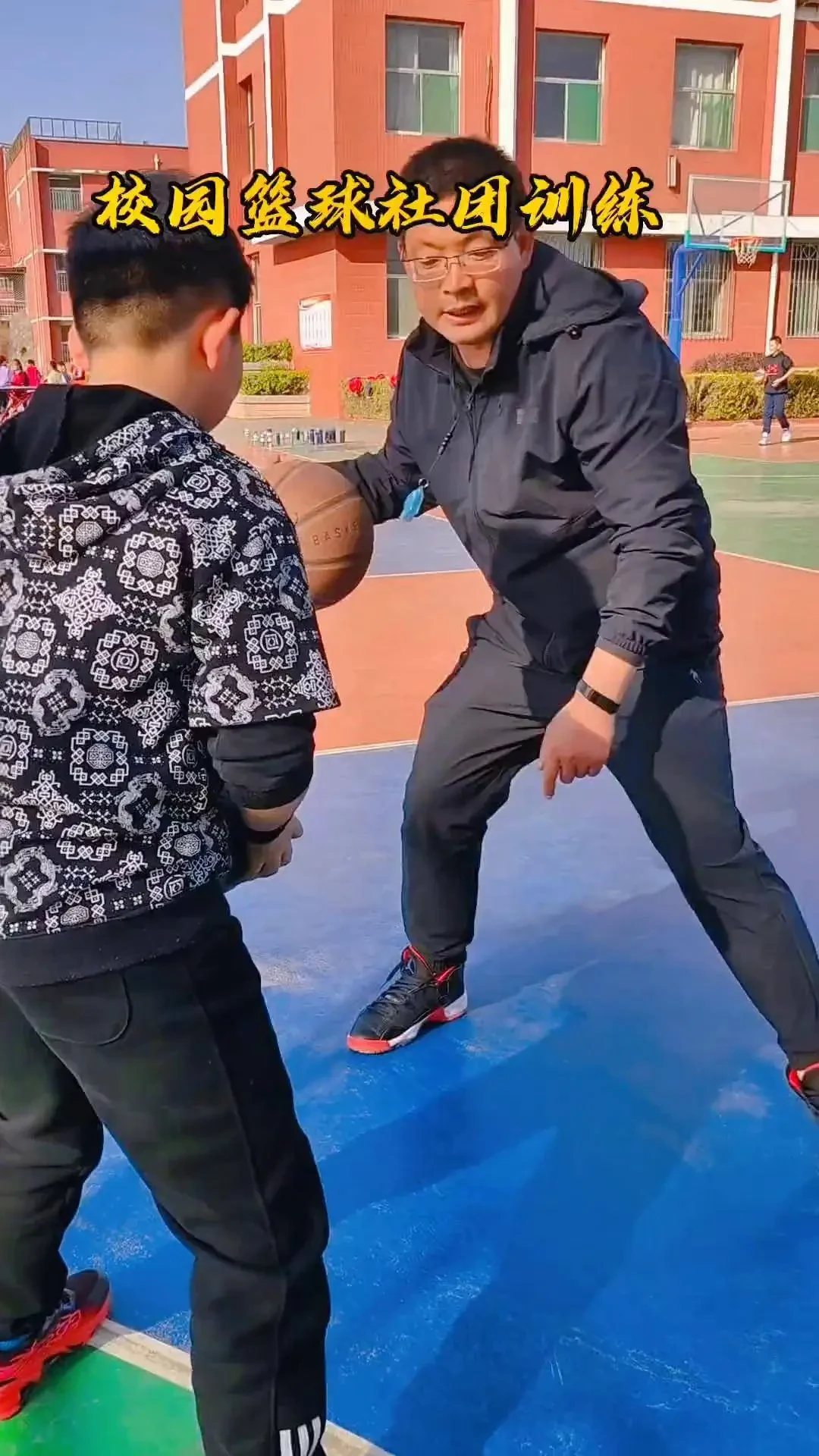 篮球模拟训练中的体能训练解决方案_1
